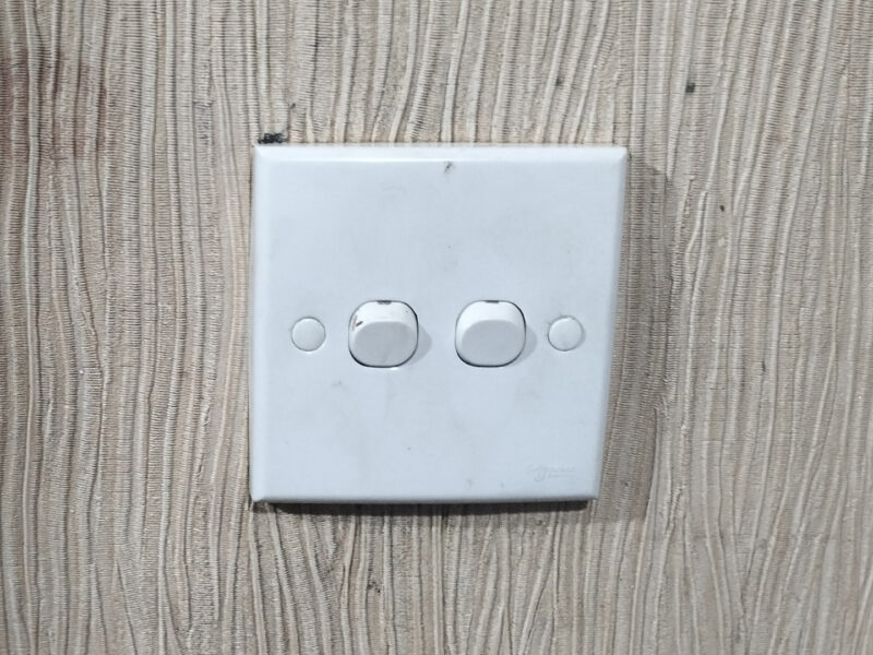 Elektrik xətlərinin çəkilməsi - Ustaxidmeti.az