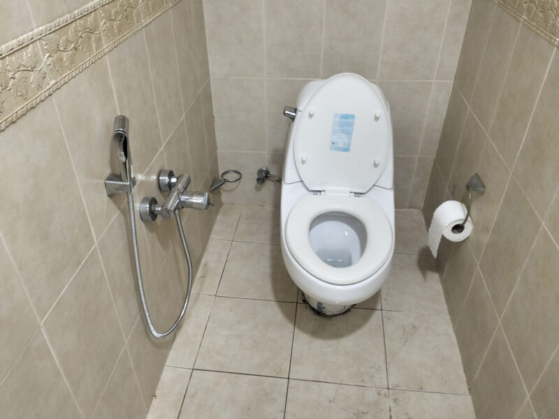 Unitazın quraşdırılması - Ustaxidmeti.az